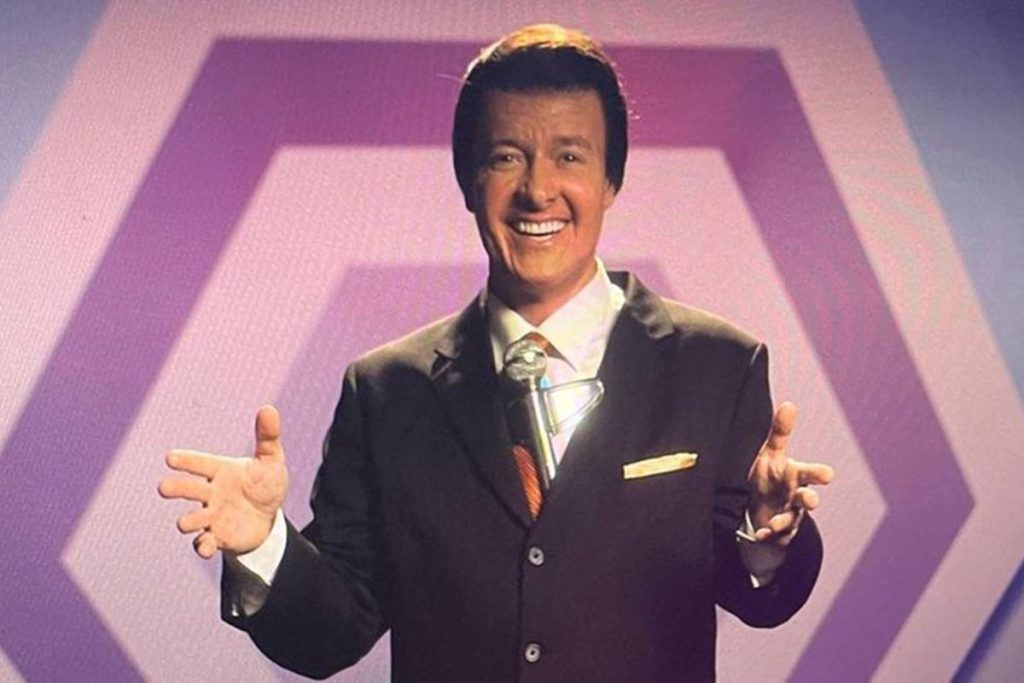 Assista ao trailer do filme “Silvio”, que conta a história de Silvio Santos